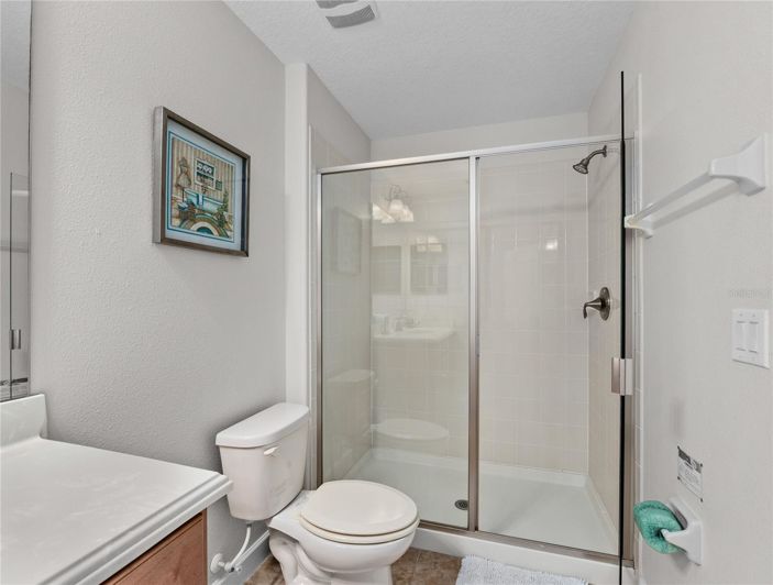 Image No.65-6 Bed House for sale