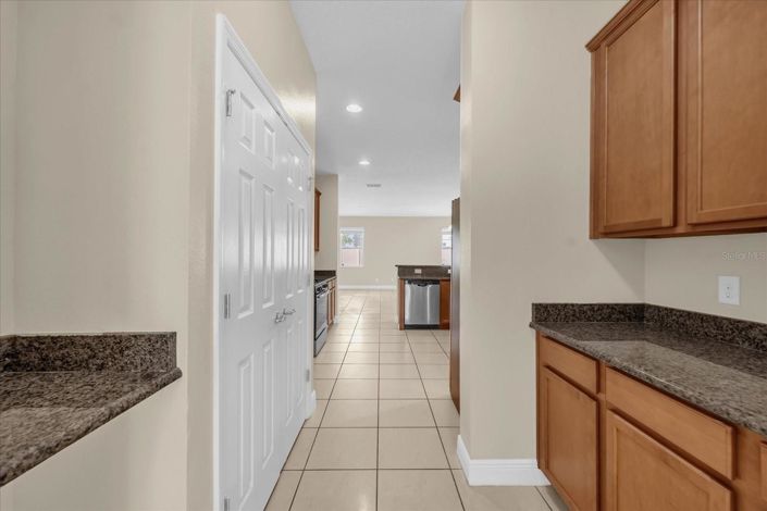 Image No.15-4 Bed House for sale