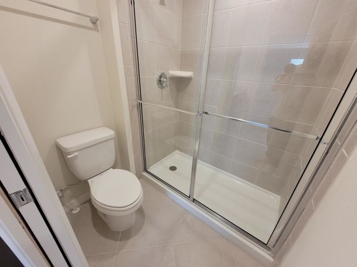 Image No.18-5 Bed Townhouse for sale