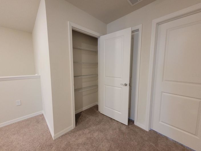 Image No.27-5 Bed Townhouse for sale