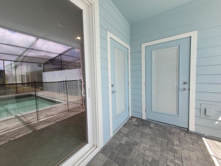 Image No.35-5 Bed Townhouse for sale