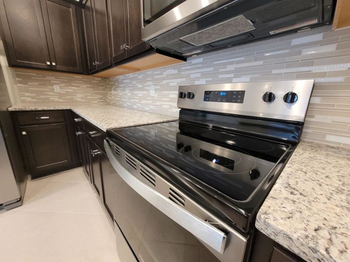 Image No.40-5 Bed Townhouse for sale