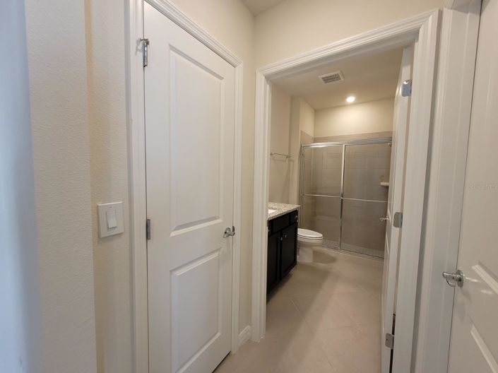 Image No.51-5 Bed Townhouse for sale