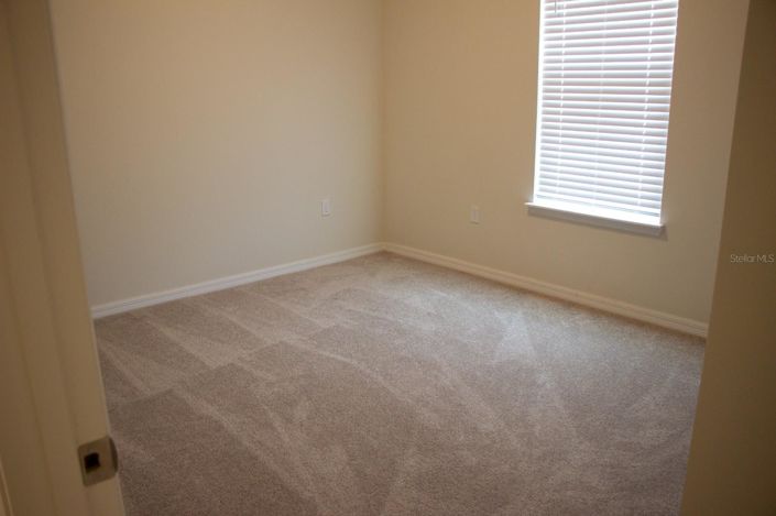 Image No.56-5 Bed Townhouse for sale