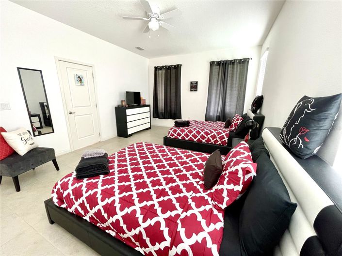 Image No.10-6 Bed House for sale