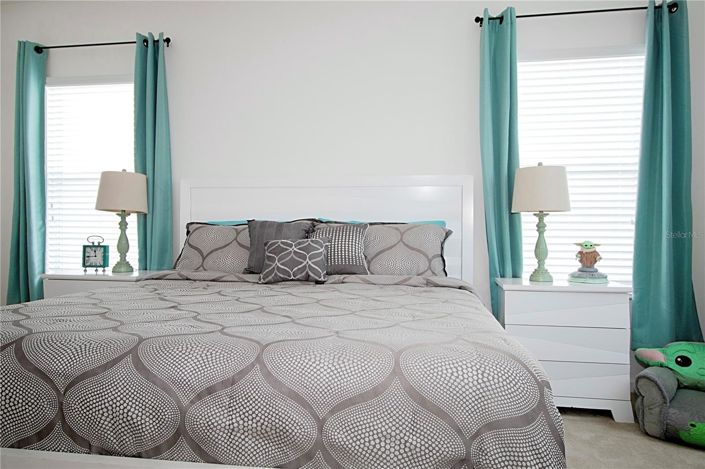 Image No.18-6 Bed House for sale