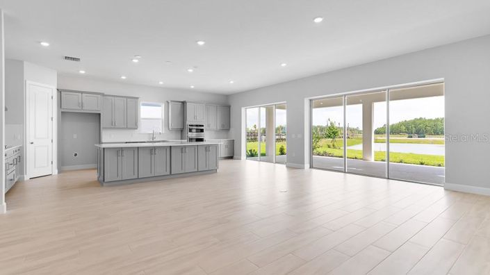 Image No.11-3 Bed House for sale