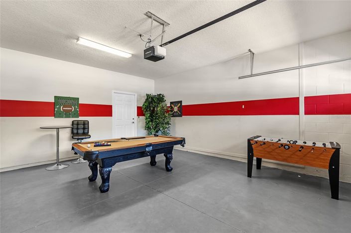 Image No.8-8 Bed House for sale