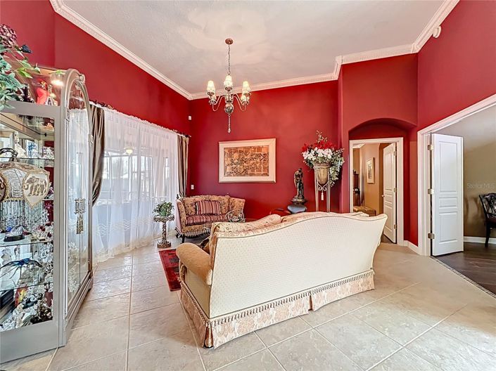 Image No.14-4 Bed House for sale