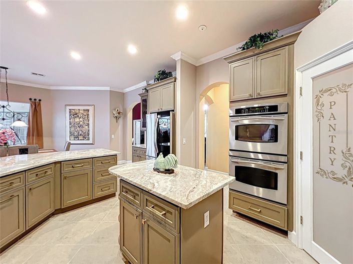 Image No.21-4 Bed House for sale