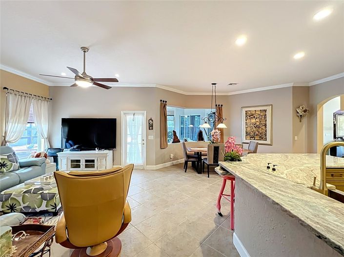 Image No.29-4 Bed House for sale