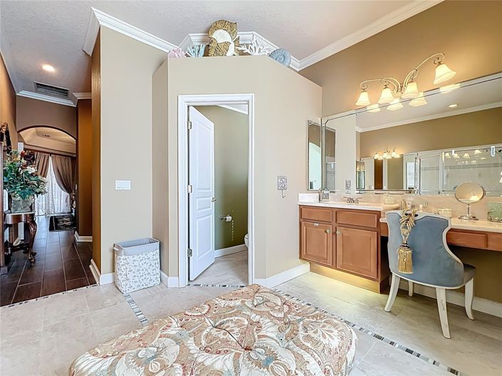 Image No.51-4 Bed House for sale