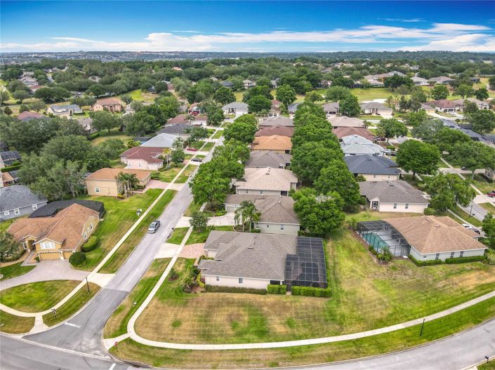 Image No.77-4 Bed House for sale