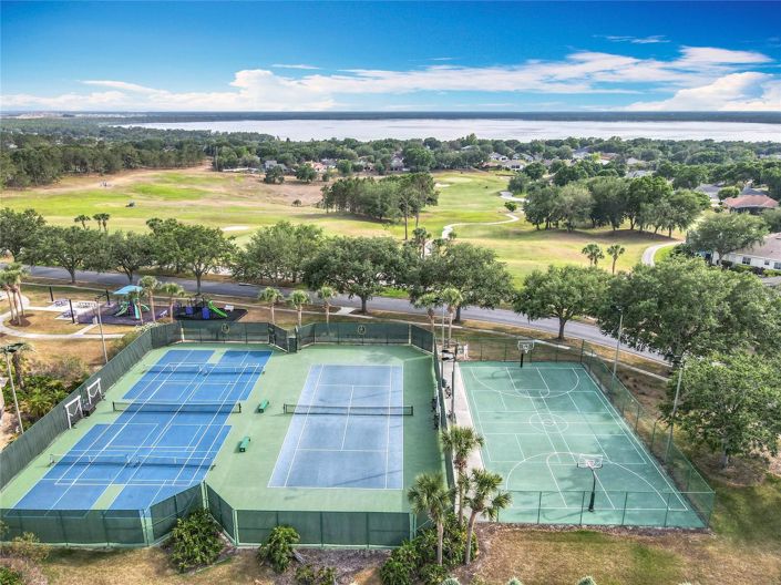 Image No.96-4 Bed House for sale