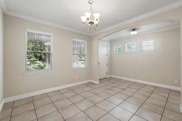 Image No.11-4 Bed House for sale