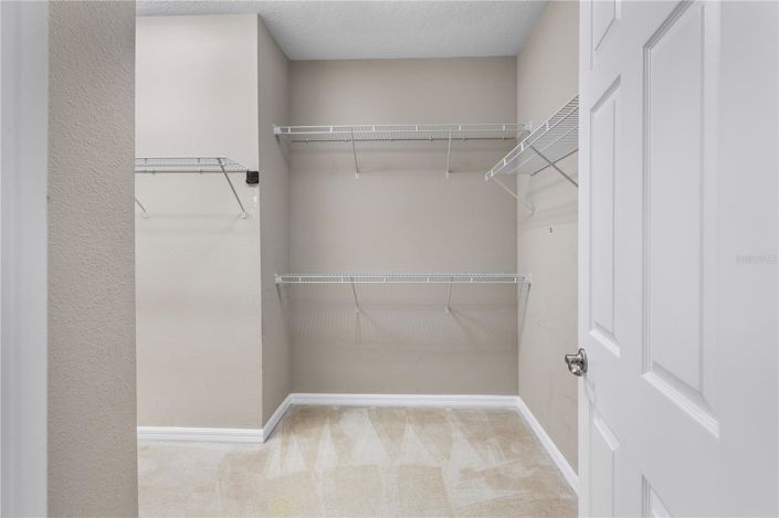 Image No.38-8 Bed House for sale