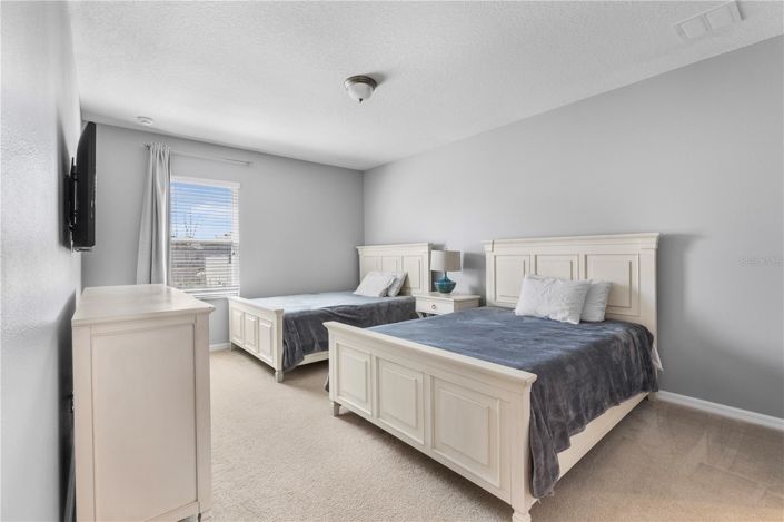 Image No.48-8 Bed House for sale