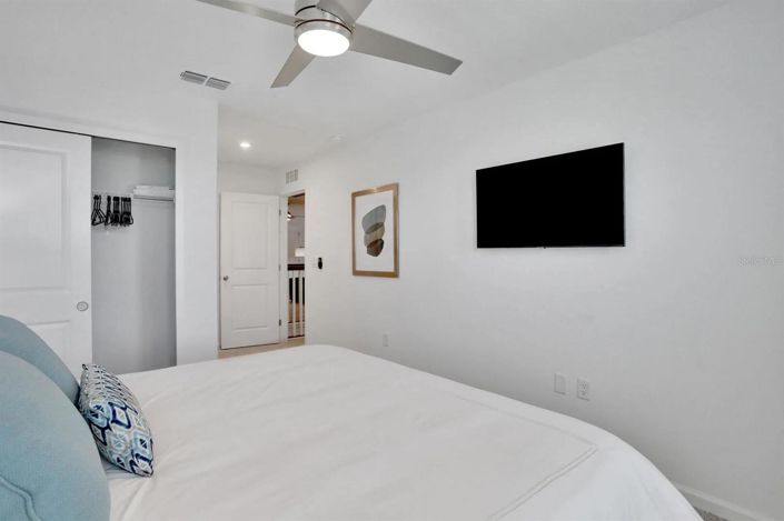 Image No.29-5 Bed Townhouse for sale