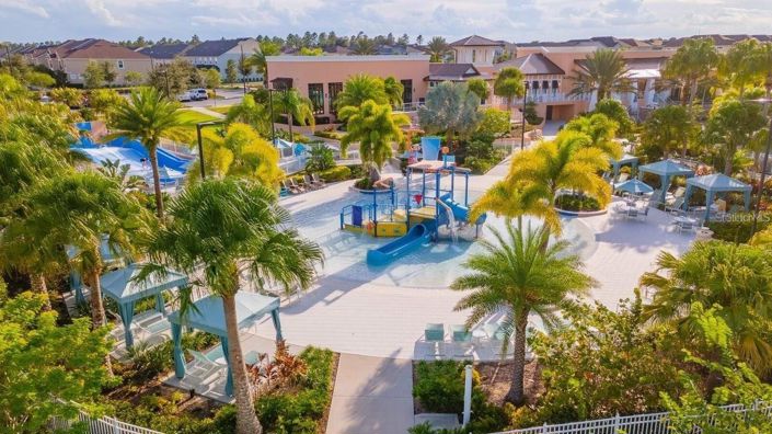 Image No.36-5 Bed Townhouse for sale