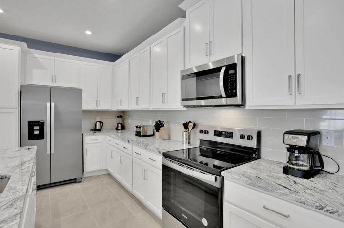 Image No.7-5 Bed Townhouse for sale