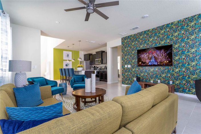 Image No.8-6 Bed House for sale