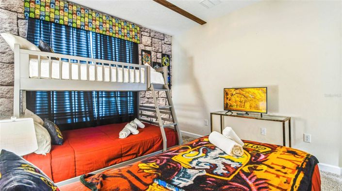 Image No.13-5 Bed House for sale