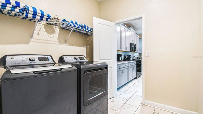 Image No.26-5 Bed House for sale