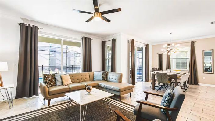 Image No.6-6 Bed House for sale