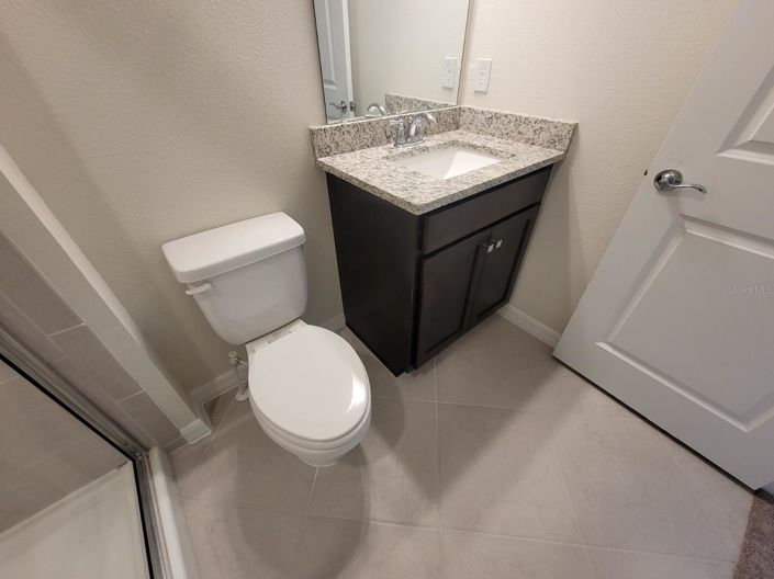 Image No.19-5 Bed Townhouse for sale