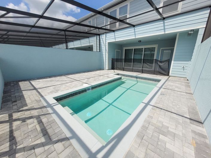 Image No.60-5 Bed Townhouse for sale