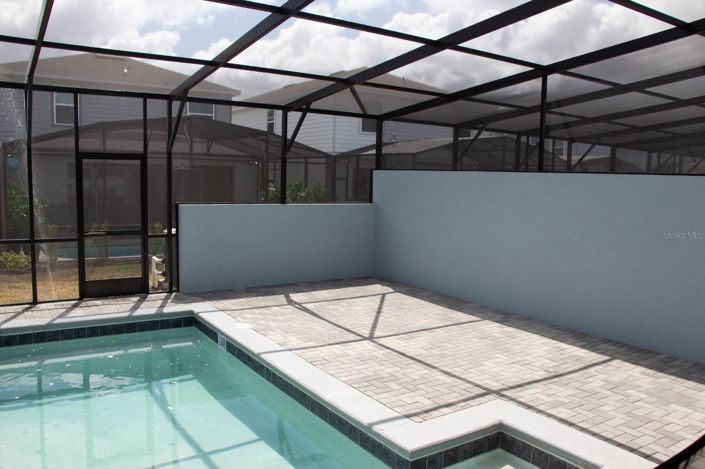 Image No.73-5 Bed Townhouse for sale