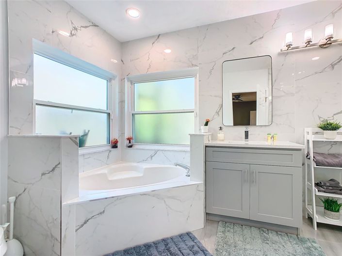 Image No.36-6 Bed House for sale