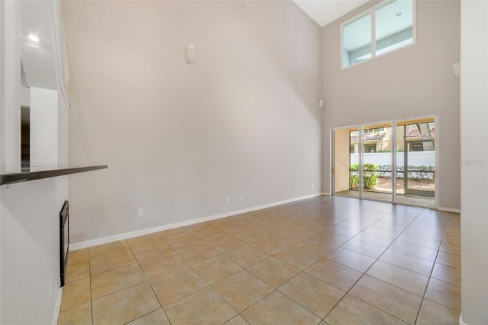 Image No.15-4 Bed Townhouse for sale