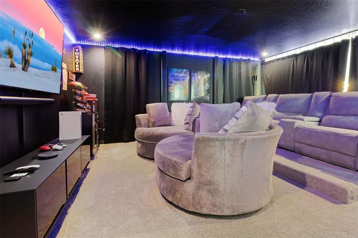 Image No.64-6 Bed House for sale