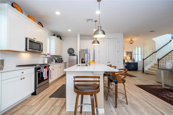 Image No.15-4 Bed House for sale