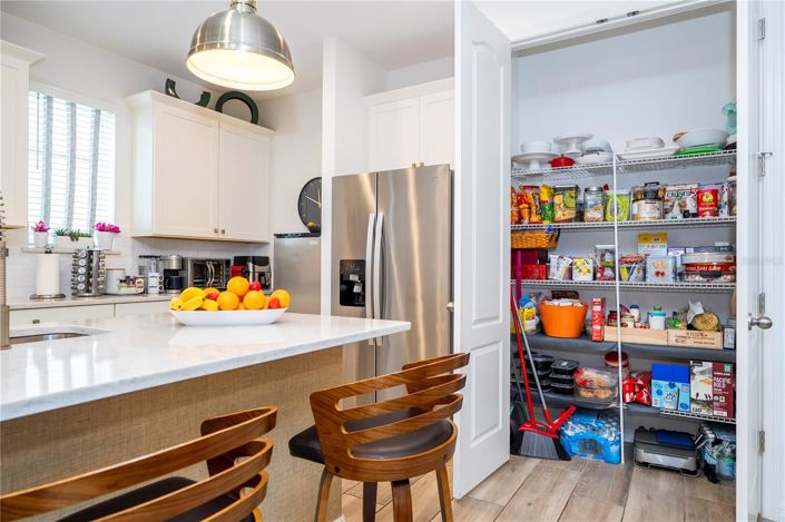 Image No.19-4 Bed House for sale