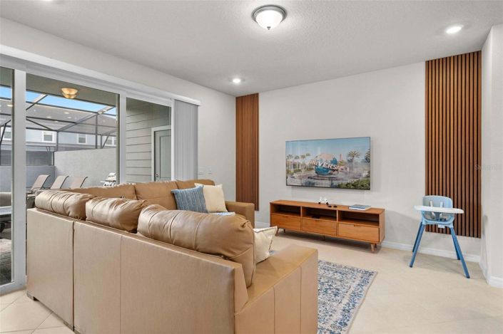 Image No.7-5 Bed Townhouse for sale