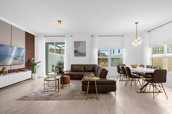 Image No.5-5 Bed Townhouse for sale