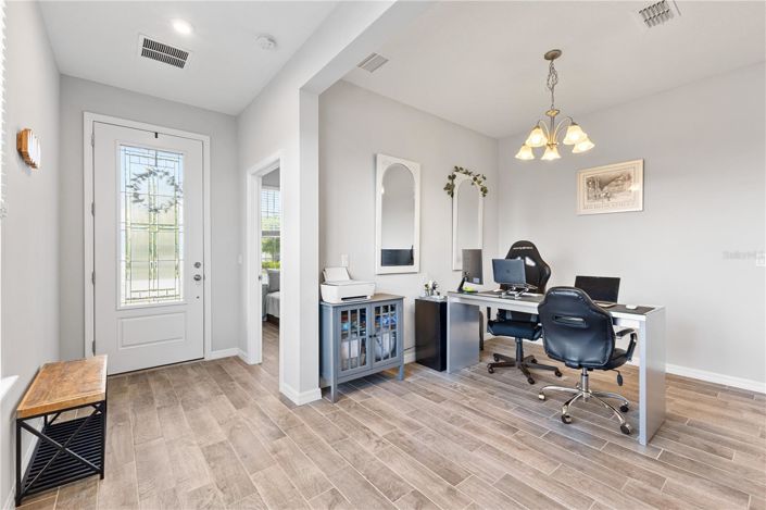 Image No.10-4 Bed House for sale