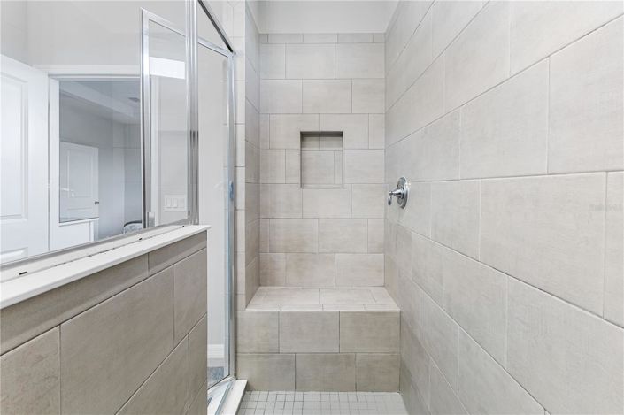 Image No.24-4 Bed House for sale