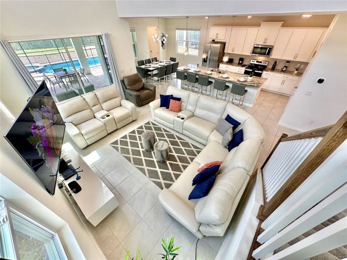 Image No.17-5 Bed House for sale