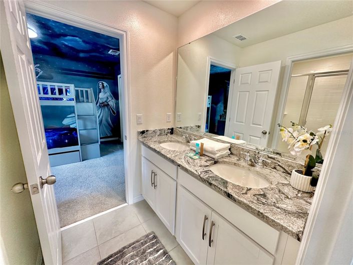 Image No.35-5 Bed House for sale