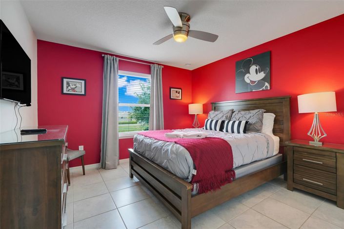 Image No.24-6 Bed House for sale