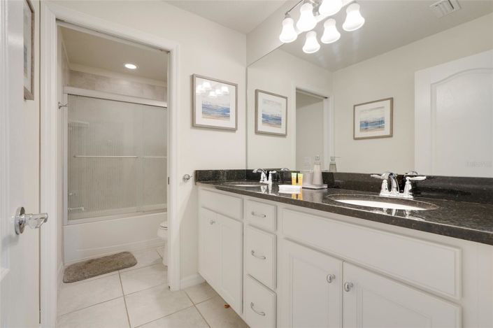 Image No.29-6 Bed House for sale