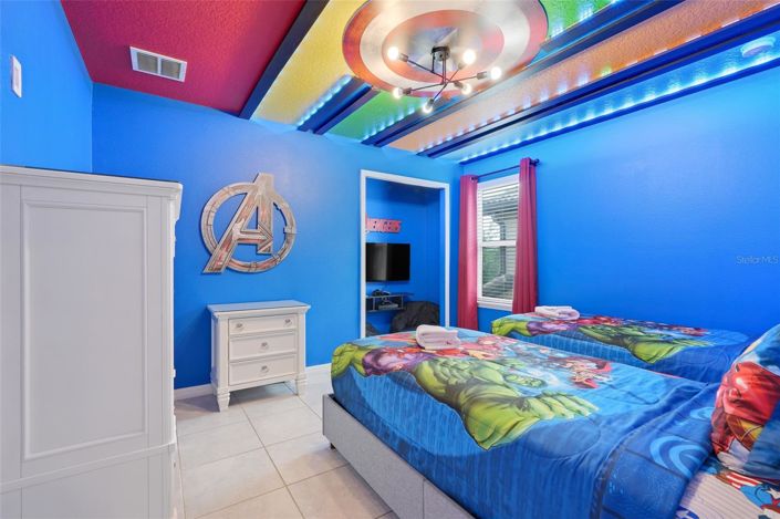 Image No.30-6 Bed House for sale