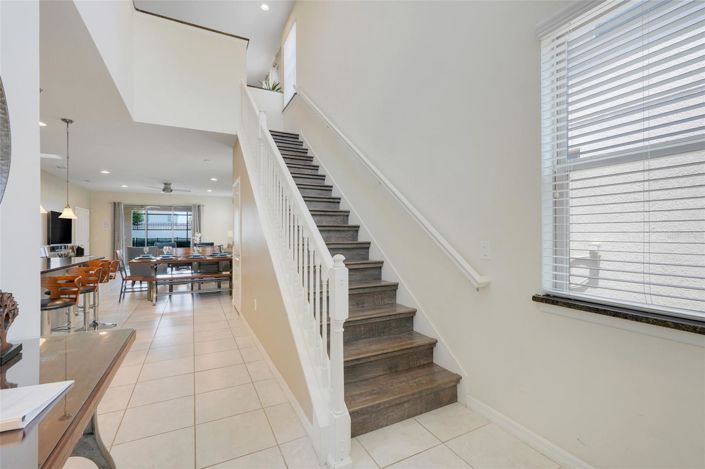 Image No.7-6 Bed House for sale