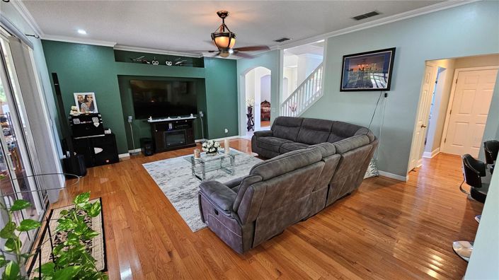 Image No.45-4 Bed House for sale