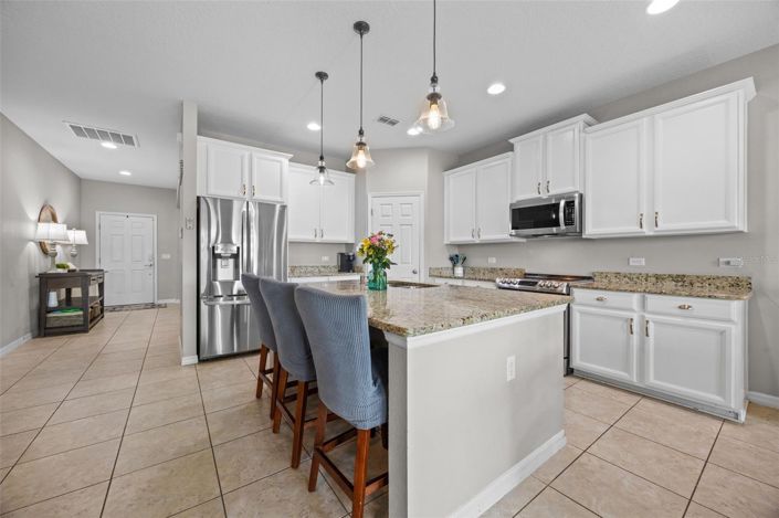 Image No.15-5 Bed House for sale