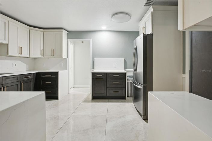 Image No.19-3 Bed House for sale