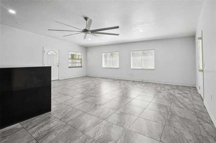 Image No.33-3 Bed House for sale